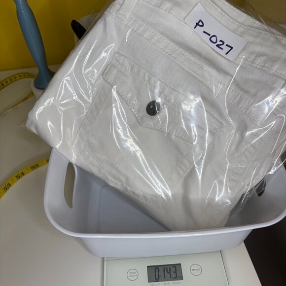 Christopher & Banks Petite Womens Mid Rise Capris Jean Size‎ 8P White Stretch - Picture 9 of 14